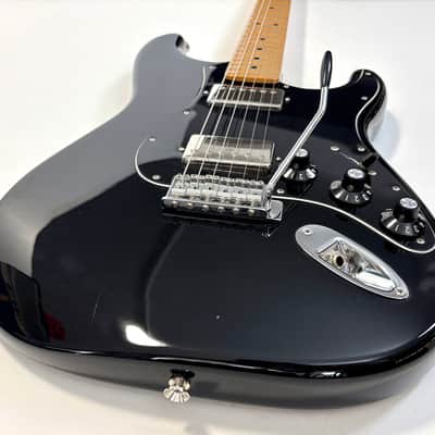 Immagine Fender Stratocaster Blacktop HH 2013 Black - 5