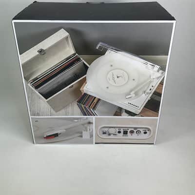 Crosley CR6041A-CR Fusion Bluetooth Turntable Cream With Carrying Case image 3