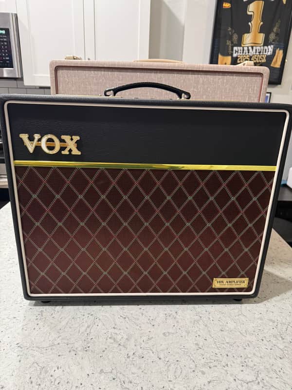 Vox AC10HWR1 Hand-Wired 10-Watt 1x12" Guitar Combo