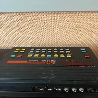 LELL DR-9 - Soviet vintage drummachine • PCM Samples • Midi • Similar Casio RZ-1 image 2