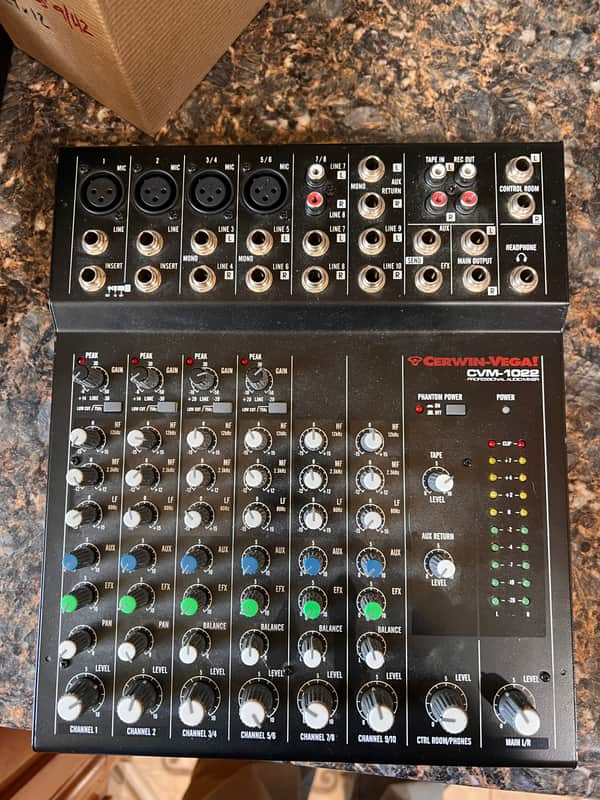 Cerwin-Vega CVM-1022 Mixer image 1