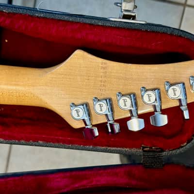 Gibson Corvus III 1982 - 1984 - Orange image 8