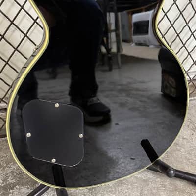 Epiphone Les Paul Custom 2008 - Black With Gator Case image 6