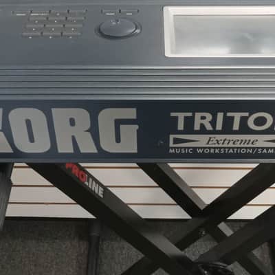 Korg Triton Extreme 61-Key 120-Voice Polyphonic Workstation - Blue image 11