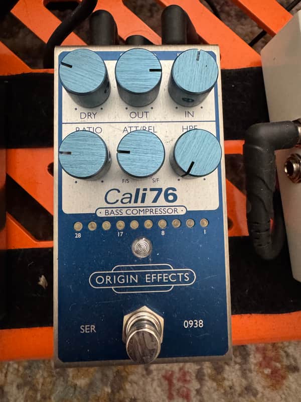 Origin Effects Cali76 Bass Compressor