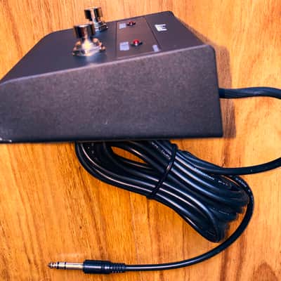 Marshall 2-Way Footswitch Pedal PEDL-90012 Two Button Pedal image 6