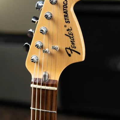 Fender Classic Series '70s Stratocaster Electric Guitar - Natural with Gig Bag - Used image 7