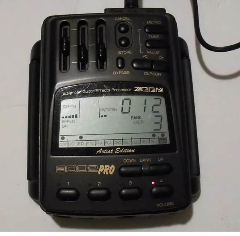 Zoom 9002 Pro Artist Edition 1990s Electric Guitar Effects Processor. Power Supply & New Battery image 1