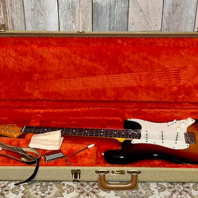 1984 Fender American Vintage Reissue AVRI '62 Stratocaster 3-Tone Sunburst (Fullerton Plant) Includes OHSC & Pro Setup ! image 22