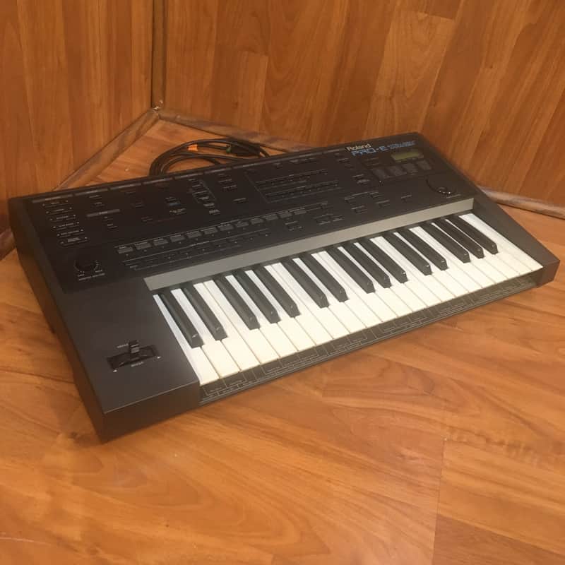 Roland Pro-E 37-Key Intelligent Arranger image 1