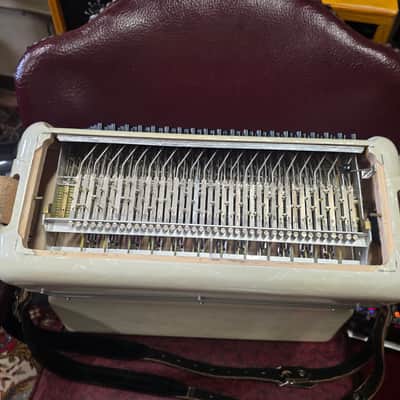 Scandalli 41 Key Blue Pearl Tone Model 409\29 Accordian & Case image 5