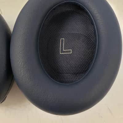 Bose QC35 Quiet Comfort image 3