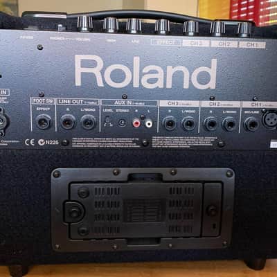Roland KC-110 Stereo Keyboard Amplifier guitar Amp – Excellent Condition image 8
