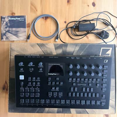 Elektron Analog Four MKII 4-Voice Tabletop Analog Synthesizer 2020 - Present - Black