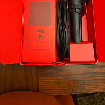 RODE Procaster Cardioid Dynamic Broadcast Microphone 2009 - Present - Black image 7