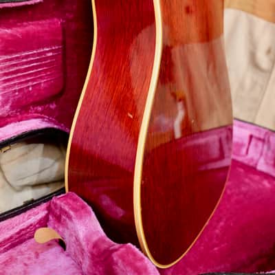 Gibson Hummingbird 1968 - Cherry Sunburst image 10