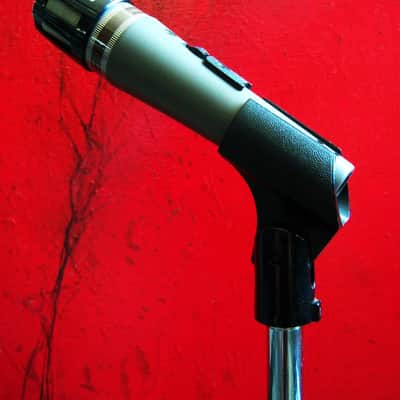 Vintage RARE 1980's Shure 517SA / 515SA dynamic cardioid microphone w accessories Hi Z PE54 PE54D image 6