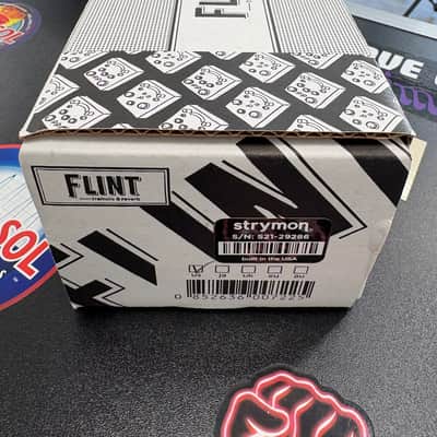 Strymon Flint Reverb and Tremolo V1 2012 - 2022 - Black with White Knobs image 6