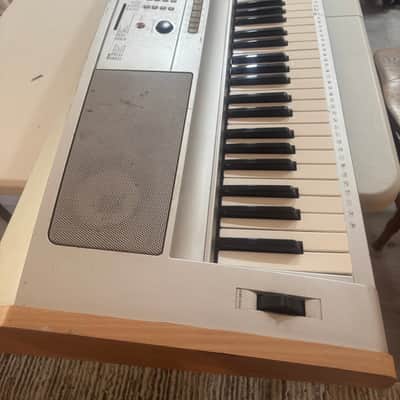 Yamaha DGX-505 88-key Arranger Keyboard