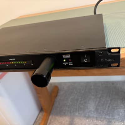 Furman PL Plus-C Classic Power Conditioner image 8