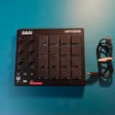 Akai MPD218 Professional USB Midi Controller - 2021