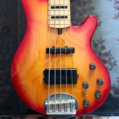 Lakland Skyline 5502 2005 - Cherry Burst image 2