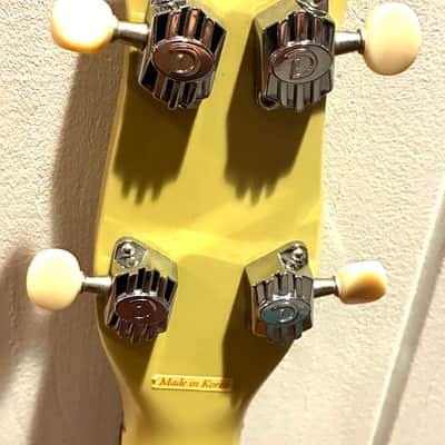Danelectro Longhorn Bass MIK Late 90s - Yellow with brown sides image 6