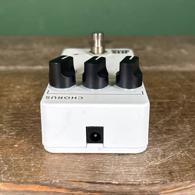 JHS 3 Series Chorus 2020 - Present - White image 7