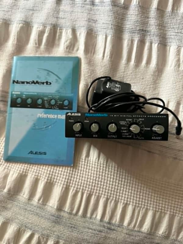 Immagine Alesis Nanoverb 18-Bit Digital Effects Processor Black - 1