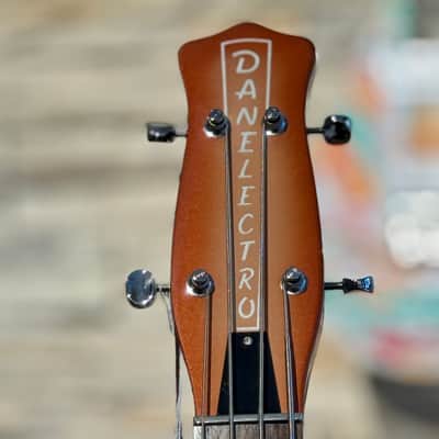 Danelectro Long Horn 58 Bass LEFTY ZURDO ( Super Limited) W/ Foam Case Copper Burst image 11