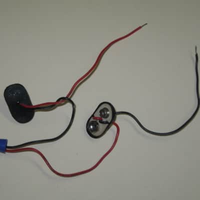 used 1980s genuine DOD double 9v battery clip for Performer series pedals  (NO pedals inlcuded / NO other parts included) battery clips work fine (pedal seen in pictures is provided as a reference) image 2