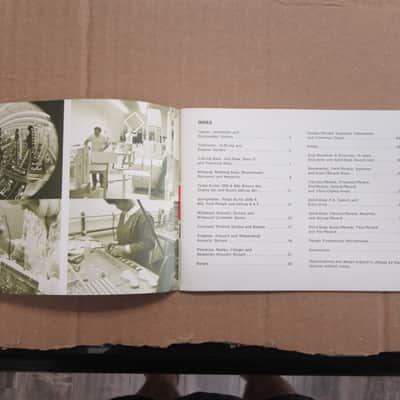 Fender Musical Instruments Mini Full Line Color Catalog RARE ! 1968 image 2