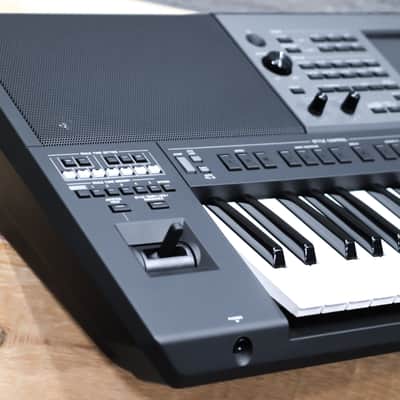 Yamaha PSR-A5000 Digital Workstation 61-Key Professional Arranger Keyboard w/Box image 5