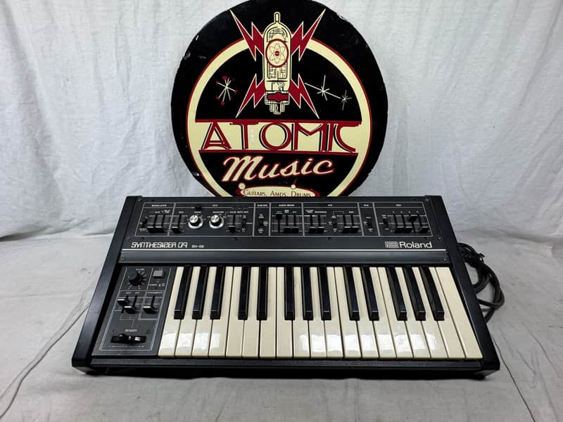 Roland SH-09 32-Key Monophonic Synthesizer | Reverb