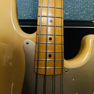 Fender Classic Series '50s Precision Bass 2005 - 2016 - Honey Blonde image 6