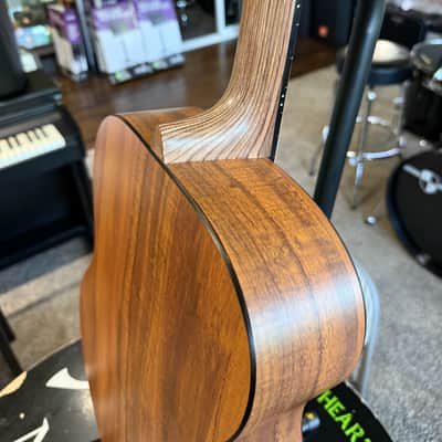 Martin Limited Edition 2002 Hawaiian Auditorium #51 of 500 W/Hardshell Case image 13