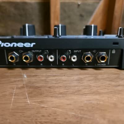 Pioneer RMX-1000 Professional Performance DJ effector & sampler - Black image 9
