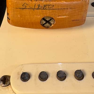 Fender V000 Serial Number American Vintage 1957 RI Stratocaster 1982 - Black image 14