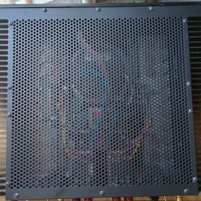 Adcom GFA-5802 Adcom GFA 5802 2 Channels Power Amplifier 300 watts Class A 32 HEXFET XLR image 5