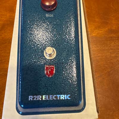 R2R Electric Supa MKII Fuzz (3-Knob) 2021 - Present - Blue image 1