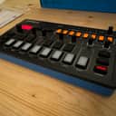 Roland J-6 AIRA Compact Chord Synthesizer