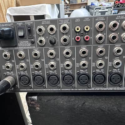 Mackie 1604 VLZ PRO 16 Channel 4 Bus Mixing Console - tested MADE IN USA (5211) image 6