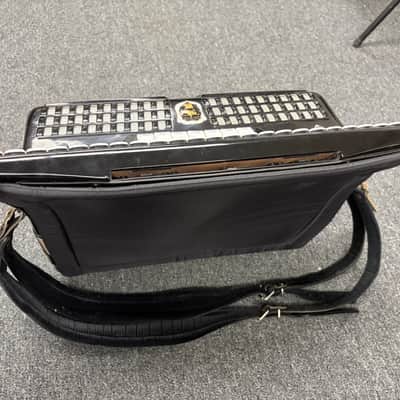 Castiglione 120 bass accordion image 6