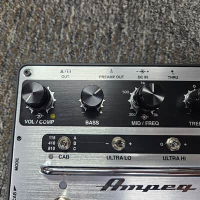 Ampeg SGT-DI Bass Preamp / DI - Silver / Black image 2