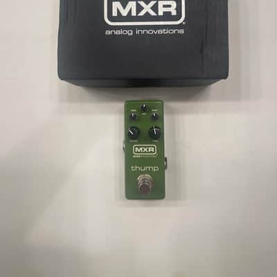 MXR Dunlop M-281 Bass Preamp Mini Compact Guitar Effect Pedal + Box image 1
