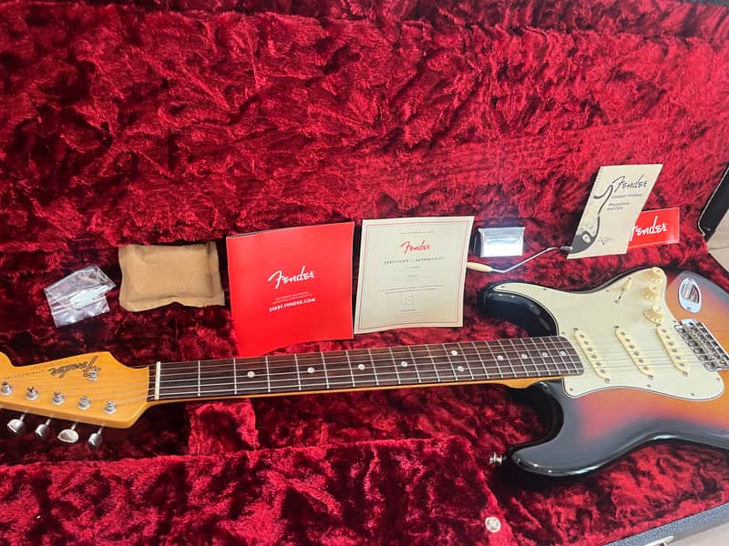 Fender American Original '60s Stratocaster with Rosewood Fretboard 2018 - 2022 - 3-Color Sunburst image 1