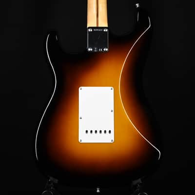 Fender Custom Shop Jimmie Vaughan Stratocaster Deluxe Closet Classic- Wide Fade 2 Color Sunburst 2025 (R141522) image 3