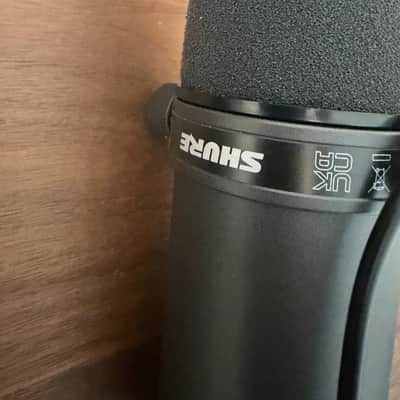 Shure SM7B Cardioid Dynamic Microphone 2001 - Present - Black image 4