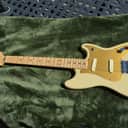 Squier Classic Vibe Duo-Sonic 50s Desert Sand