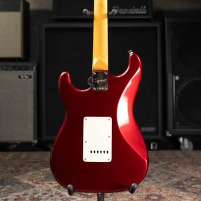 Squier Classic Vibe '60s Stratocaster Electric Guitar - Candy Apple Red image 8
